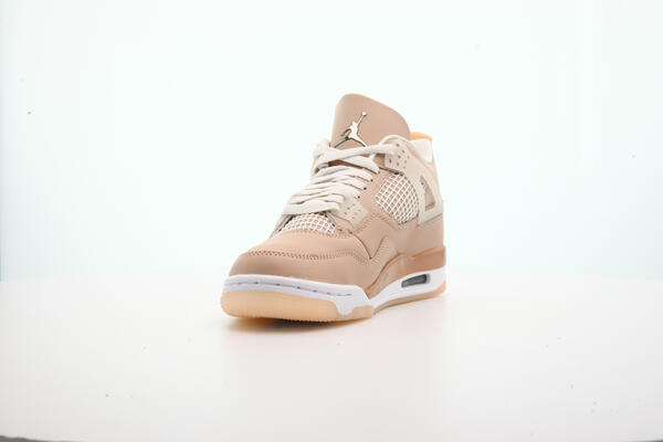 Air Jordan WMNS 4 RETRO 